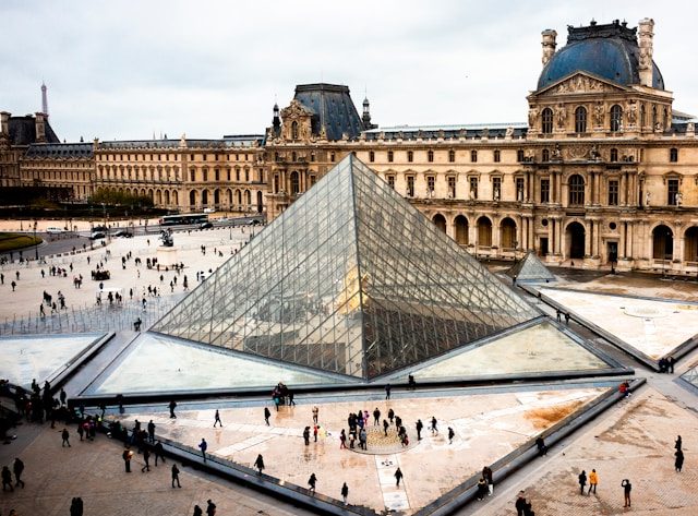 Paris Love Room